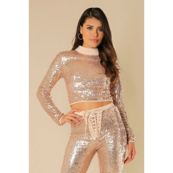 Rose Gold Mock Neck Sequins Crop Top - Picture 3 of 4